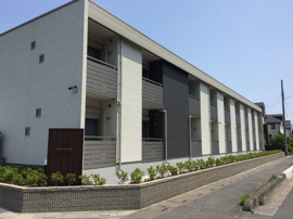 落ち着いた雰囲気の外観です