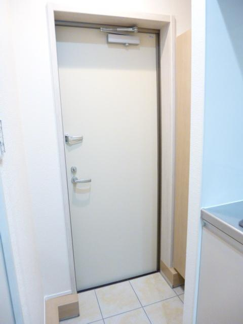 明るい玄関です