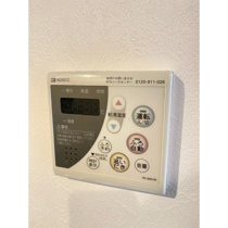 明るい色調の室内です