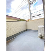 明るい室内です