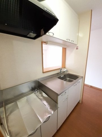 コンパクトなキッチンで掃除もラクラク