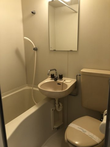 コンパクトで使いやすいお風呂です