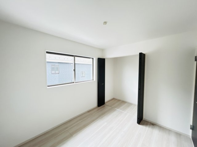 新築　前橋市北代田町1期　1号棟の収納|現地写真　それぞれのお部屋に収納スペースがあるのでお片付け上手で室内もスッキリ♪
