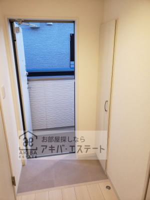 【玄関】 | Crecia岩槻Ｂ棟