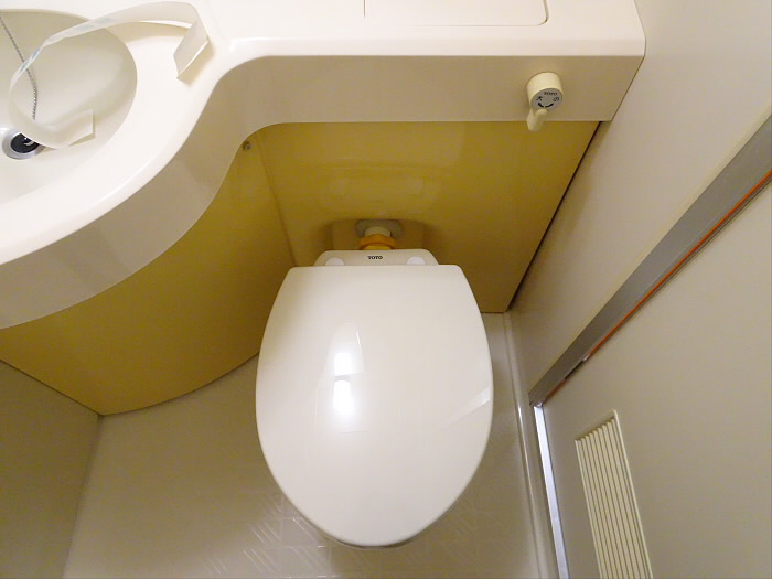 ゆったりとした空間のトイレです