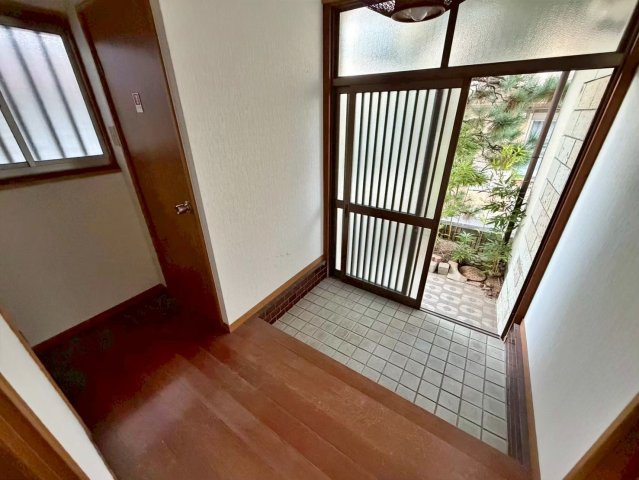 中古戸建　篠町広田3丁目の玄関