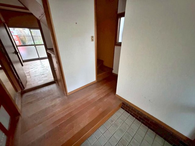 中古戸建　篠町広田3丁目の玄関