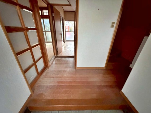 中古戸建　篠町広田3丁目の玄関