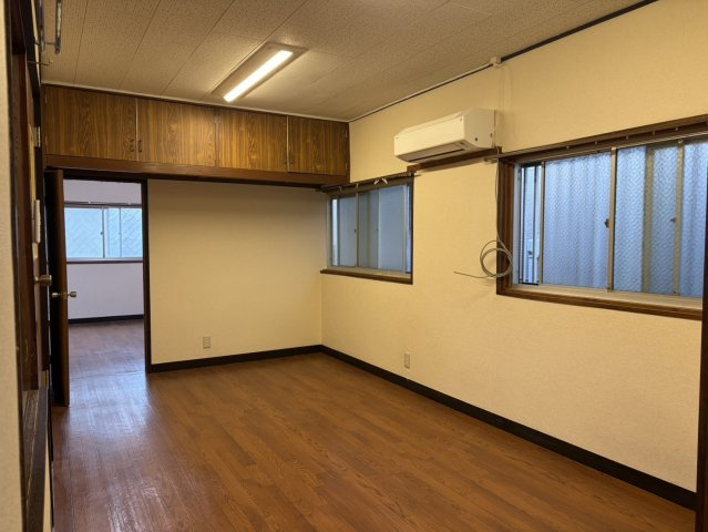 岩田邸の居間・リビング