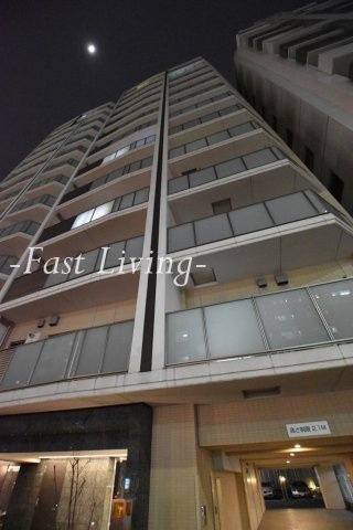 グランスイート四谷エクシアのエントランス