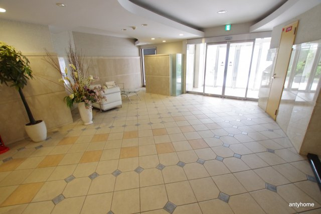 ダイドーメゾン大阪堂島　仲介手数料無料のロビー