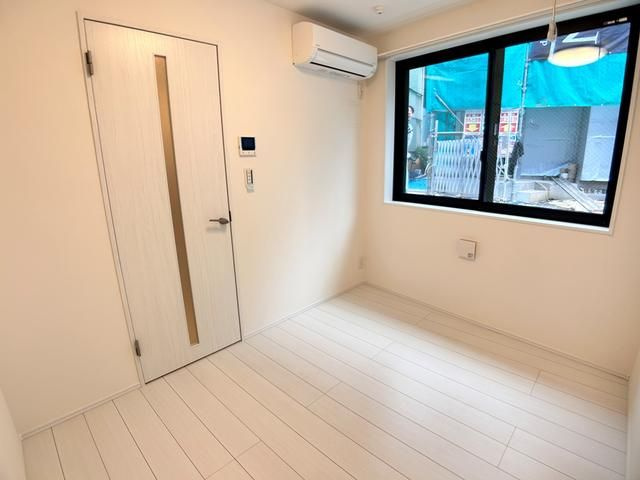 ＬｉｖｅＦｌａｔ巣鴨の居間・リビング