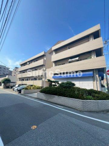友広ビルの外観