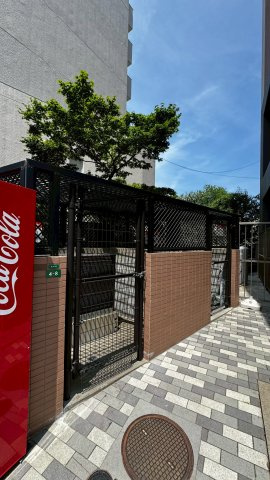 大三祇園ビルのエントランス