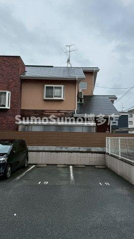 堀ビルの駐車場|駐車場があります