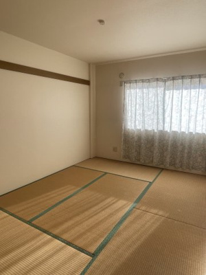 【和室】 | メゾン・ラカージュⅡ | 和室、ちょっとしたくつろぎスペースにいかがでしょうか