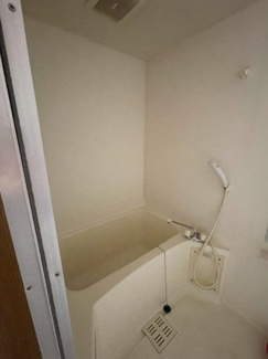 【浴室】 | メゾン・ラカージュⅡ | お風呂です