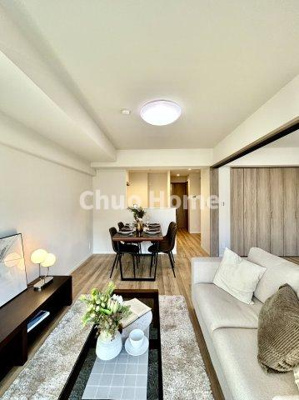 【居間・リビング】 | ライオンズマンションお花茶屋 | 【居間・リビング】「ＬＤＫは家族団らんをデザイン」広いＬＤＫでは家族が集まり一緒の時間を過ごせる工夫がされております。何気ない一日の当たり前のひとコマがいつか一生の宝物になります