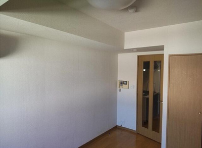 【居間・リビング】 | パレステュディオ大塚 | クローゼットがあり便利です 