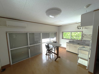 【居間・リビング】 | 大津市大物670-2　中古戸建