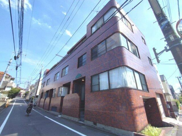 ロイヤルコート桜新町の外観