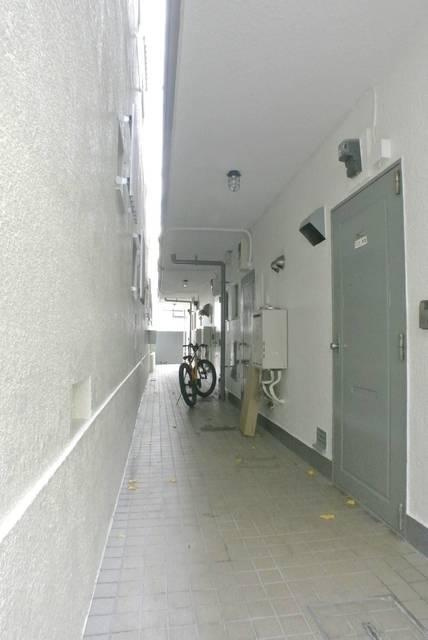 三軒茶屋マンションの駐車場