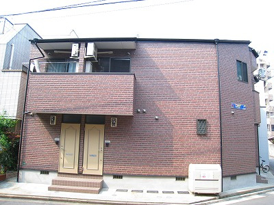 ロザリオカーサⅢの外観