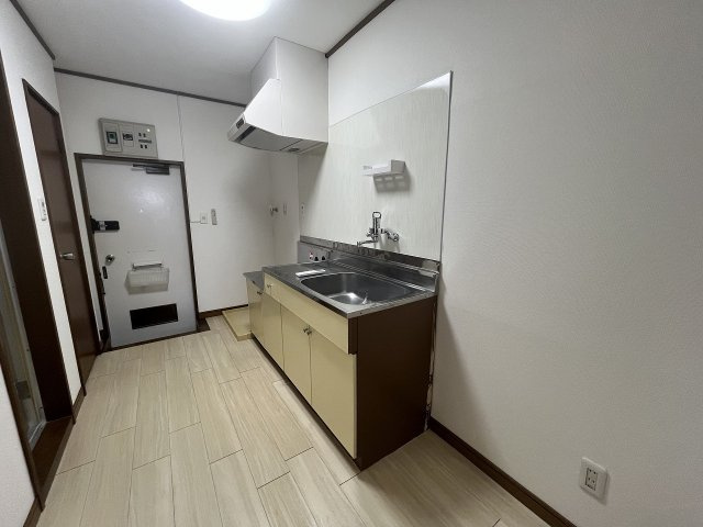 本郷ハイツのキッチン|2026年2月現在リフォーム中の為同間取りA101のお写真です