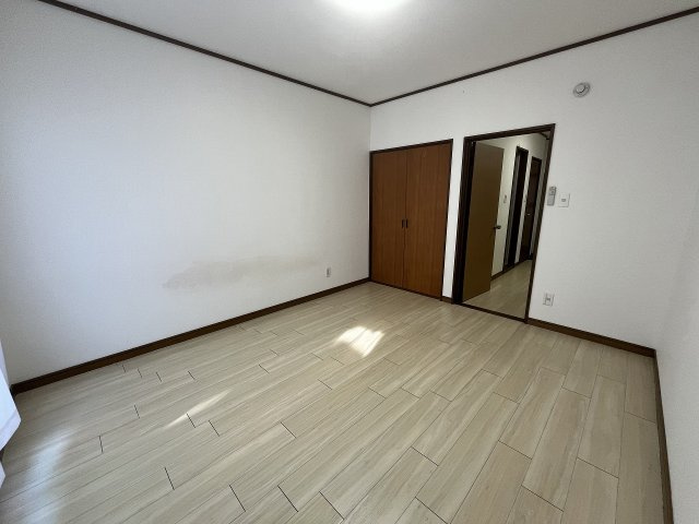 本郷ハイツの洋室|2026年2月現在リフォーム中の為同間取りA101のお写真です