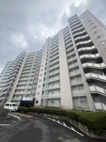 所沢スカイマンションC棟の外観