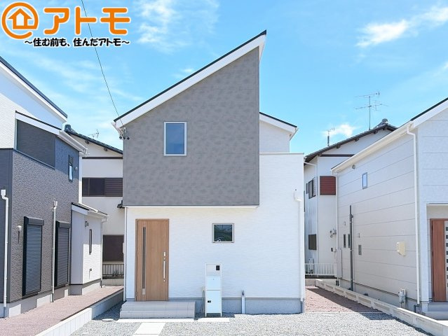 【外観】 | 焼津市下小田中町第1期　新築戸建　5号棟 | 飽きの来ないシンプルな外観は、長く住むためのポイントのひとつです♪