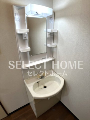【独立洗面台】 | アネックスSAKURA | 独立洗面台、小物を置くことができて便利です
同型タイプ
