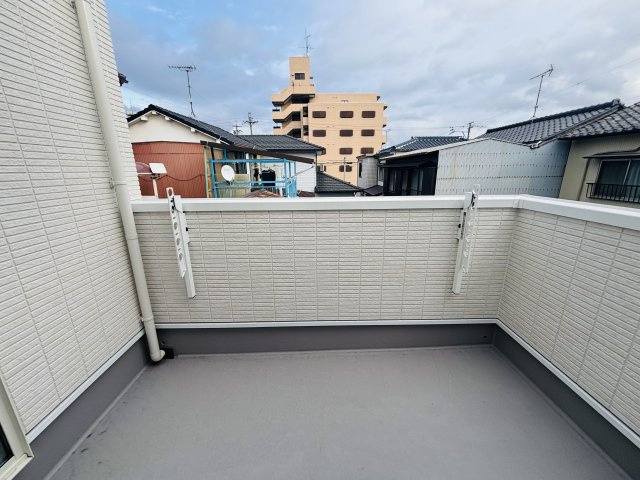 COLORFUL　DAYS南区豊｜名古屋市の戸建ならホームアップのバルコニー|南向きで洗濯物も乾きやすい