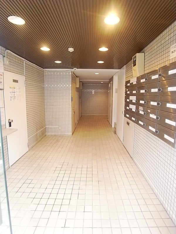 渋谷本町マンションのロビー