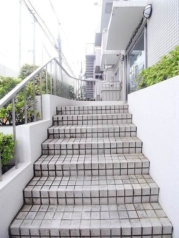 渋谷本町マンションの外観