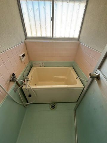 柿生コーポの浴室
