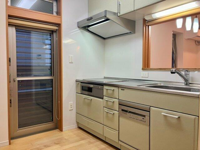 恵比寿戸建のキッチン