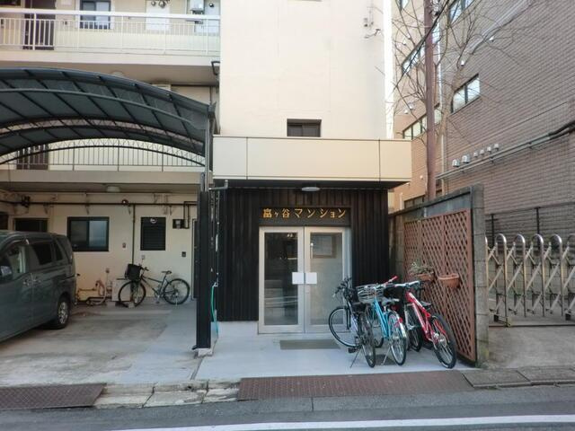 富ヶ谷マンションのエントランス| 