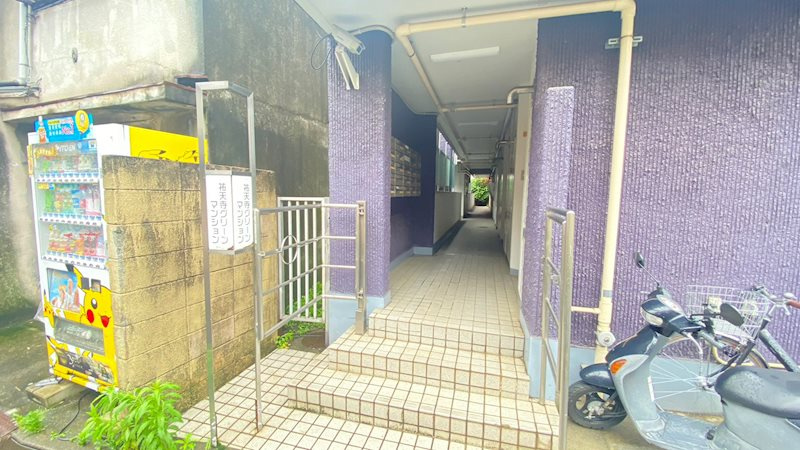 祐天寺グリーンマンションのエントランス