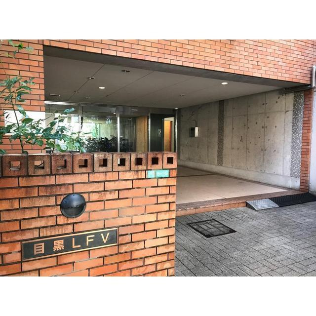 目黒LFVのエントランス