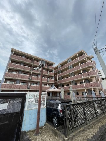 大産鳥飼マンション B