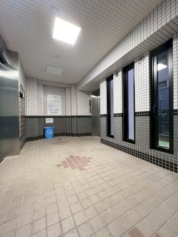 大産西公園マンションのロビー