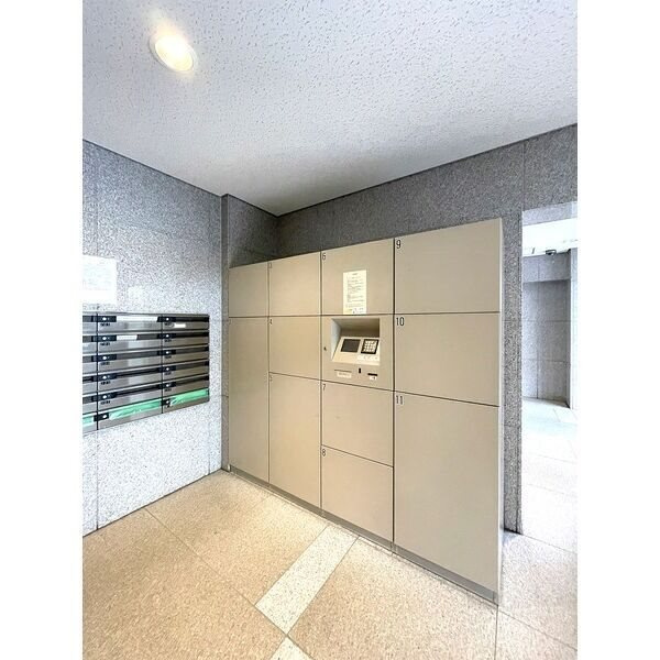 目黒本町マンションのロビー