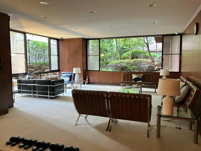 渋谷美竹ハイムのロビー| 