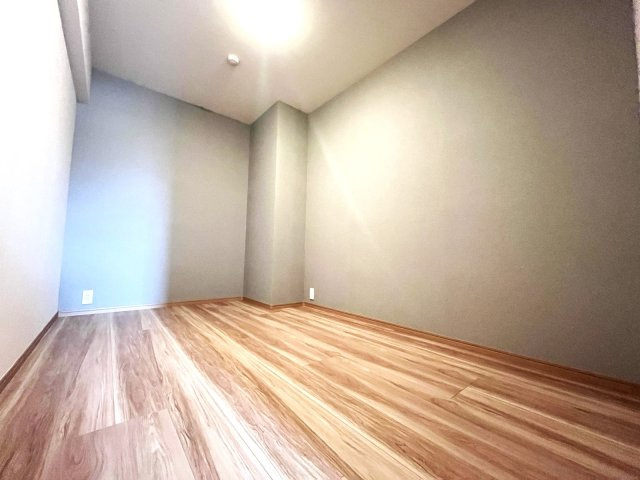 リーベスト小笹の洋室|お子様のお部屋や書斎に良さそうです！！