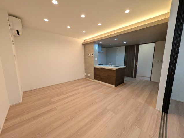 D-avance柱六番町 Ⅱの居間・リビング