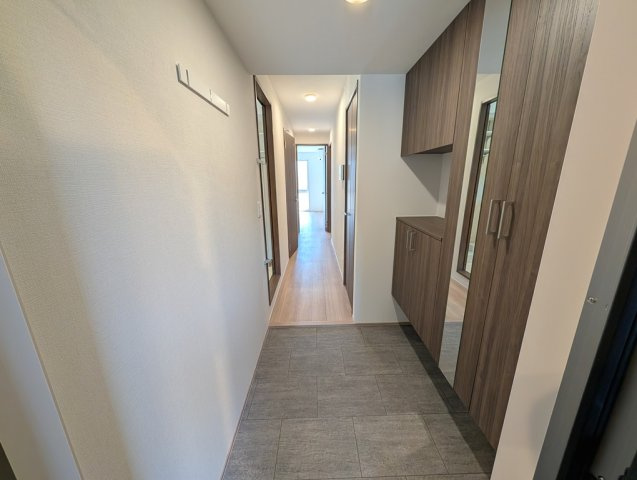 D-avance柱六番町 Ⅱの玄関