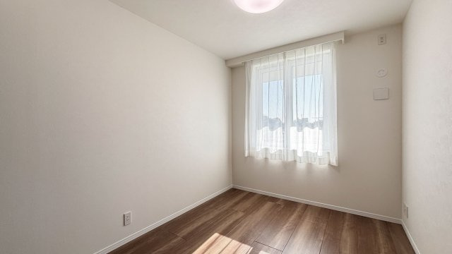 D’グラフォート世田谷芦花公園の洋室|落ち着いた色調の洋室です