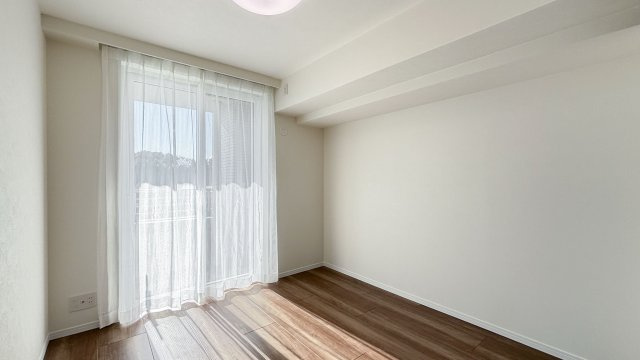 D’グラフォート世田谷芦花公園の洋室|明るい洋室です