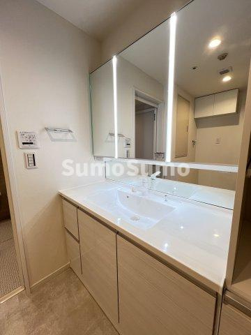 渋谷プロパティータワーの独立洗面台|独立洗面化粧台が付いています